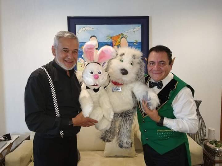 El legendario Mago Frank y su Conejo Blas con Roko y Jack el Duende